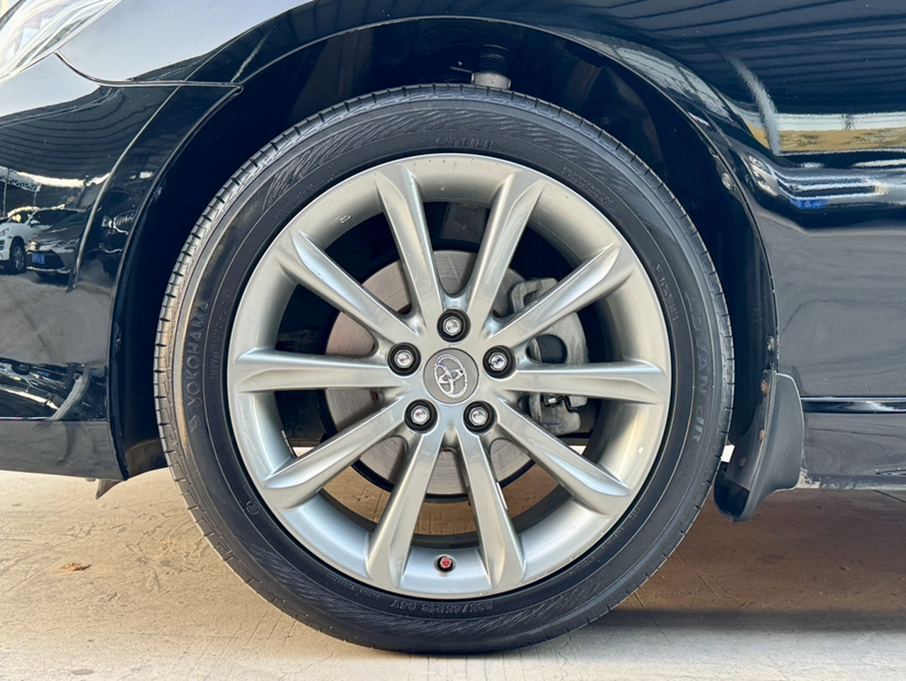 2013 2.5V photo 3