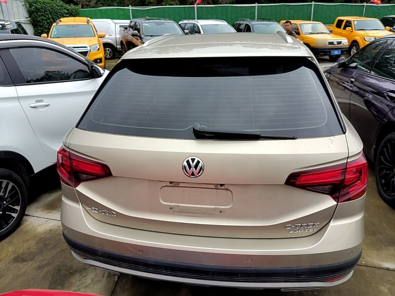 C-TREK 2018 230TSI DSG Comfort photo 3