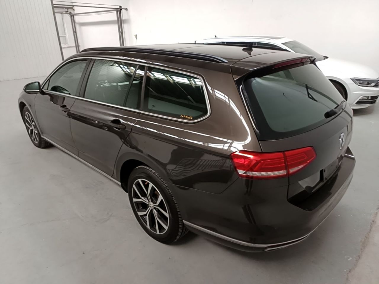 2018 380TSI RWD photo 4