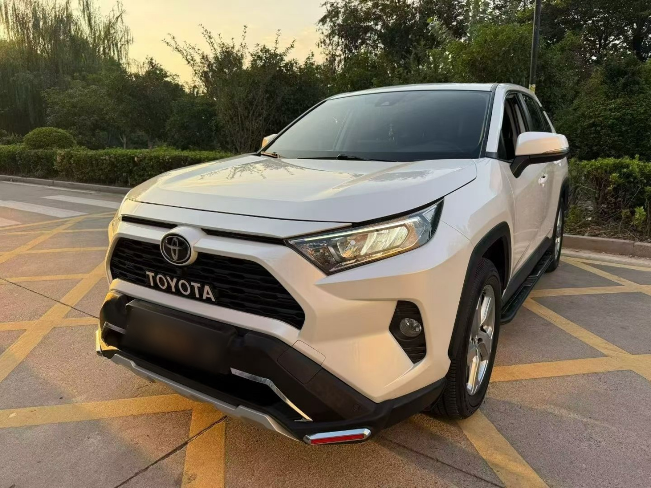 RAV4 2022 2.0L CVT RWD photo 4