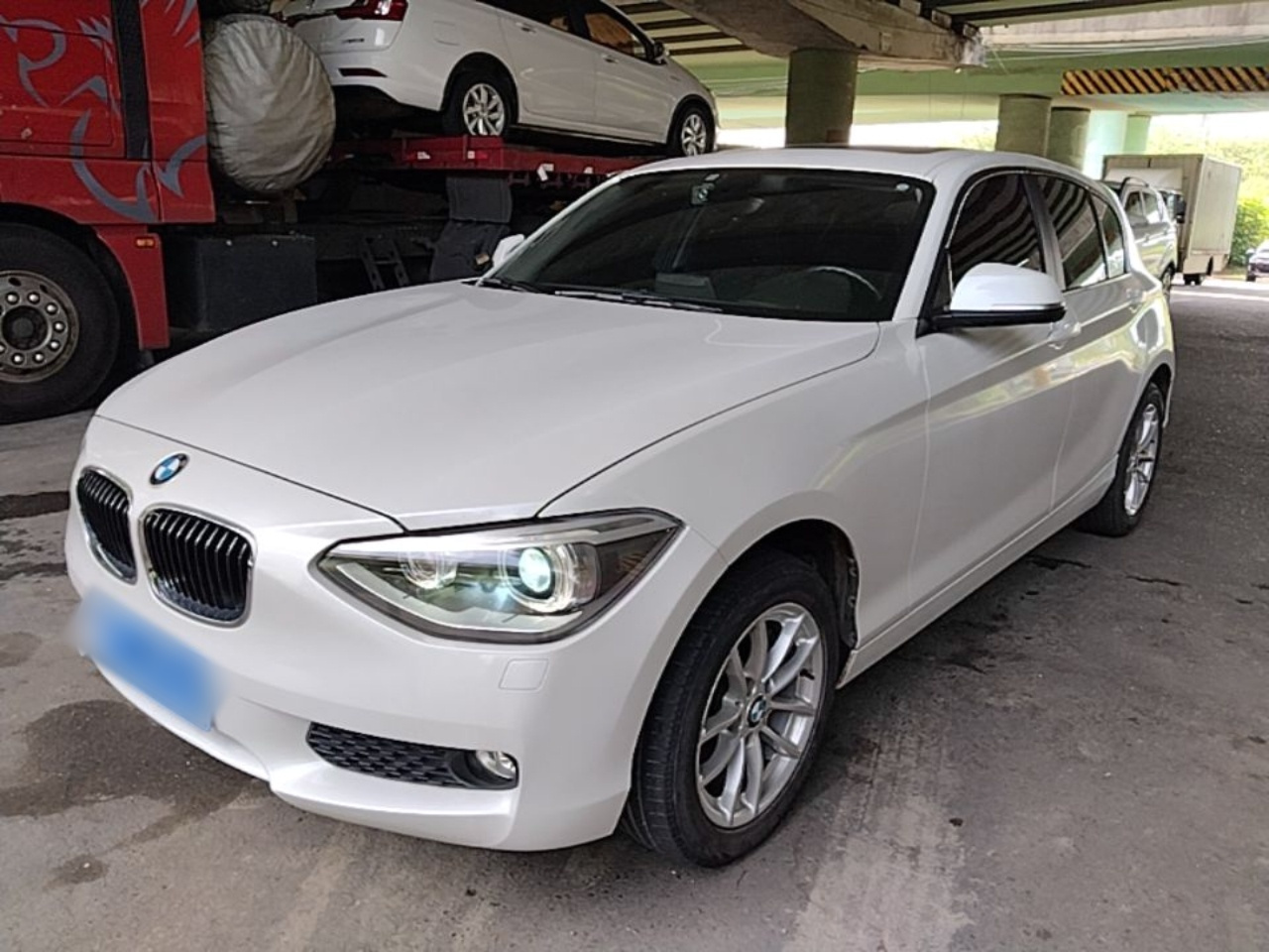 1 Series Imported 2013 Facelift 118i Leading
