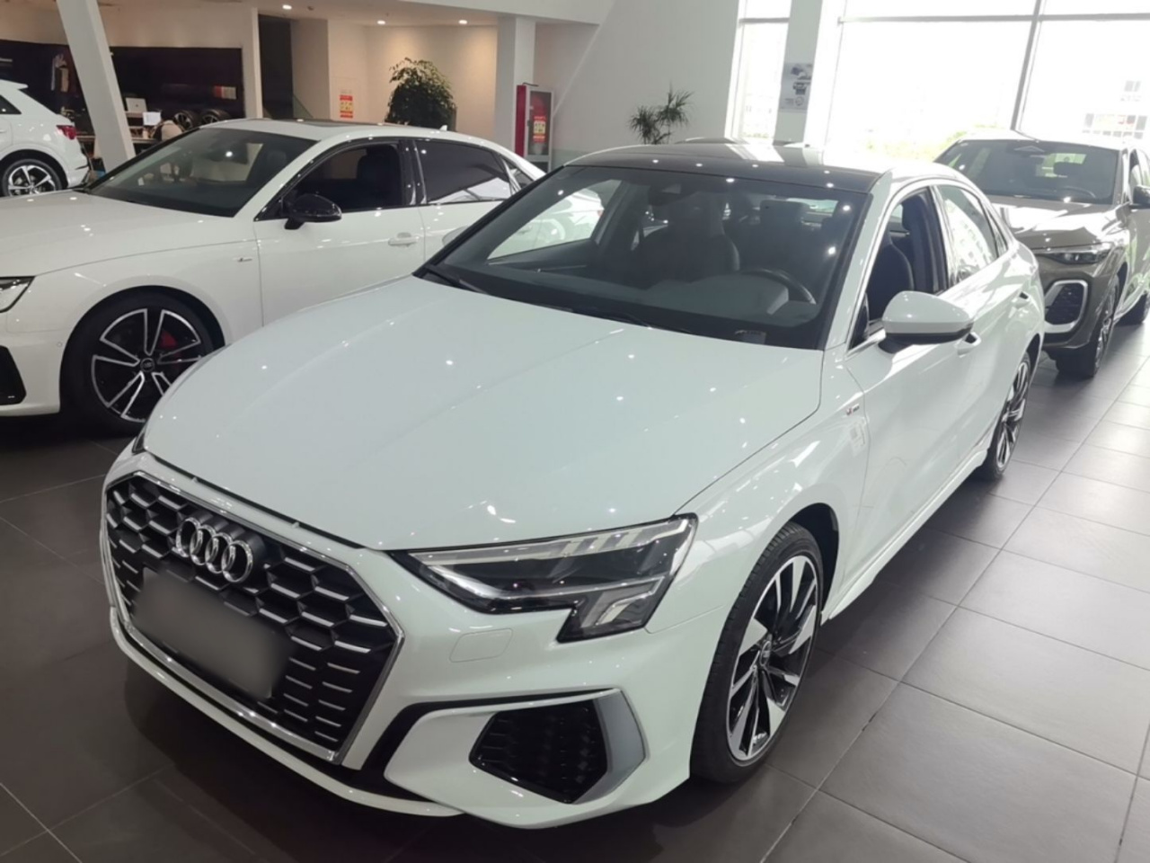 A3 2024 A3L Limousine 35 TFSI Fashion Sport