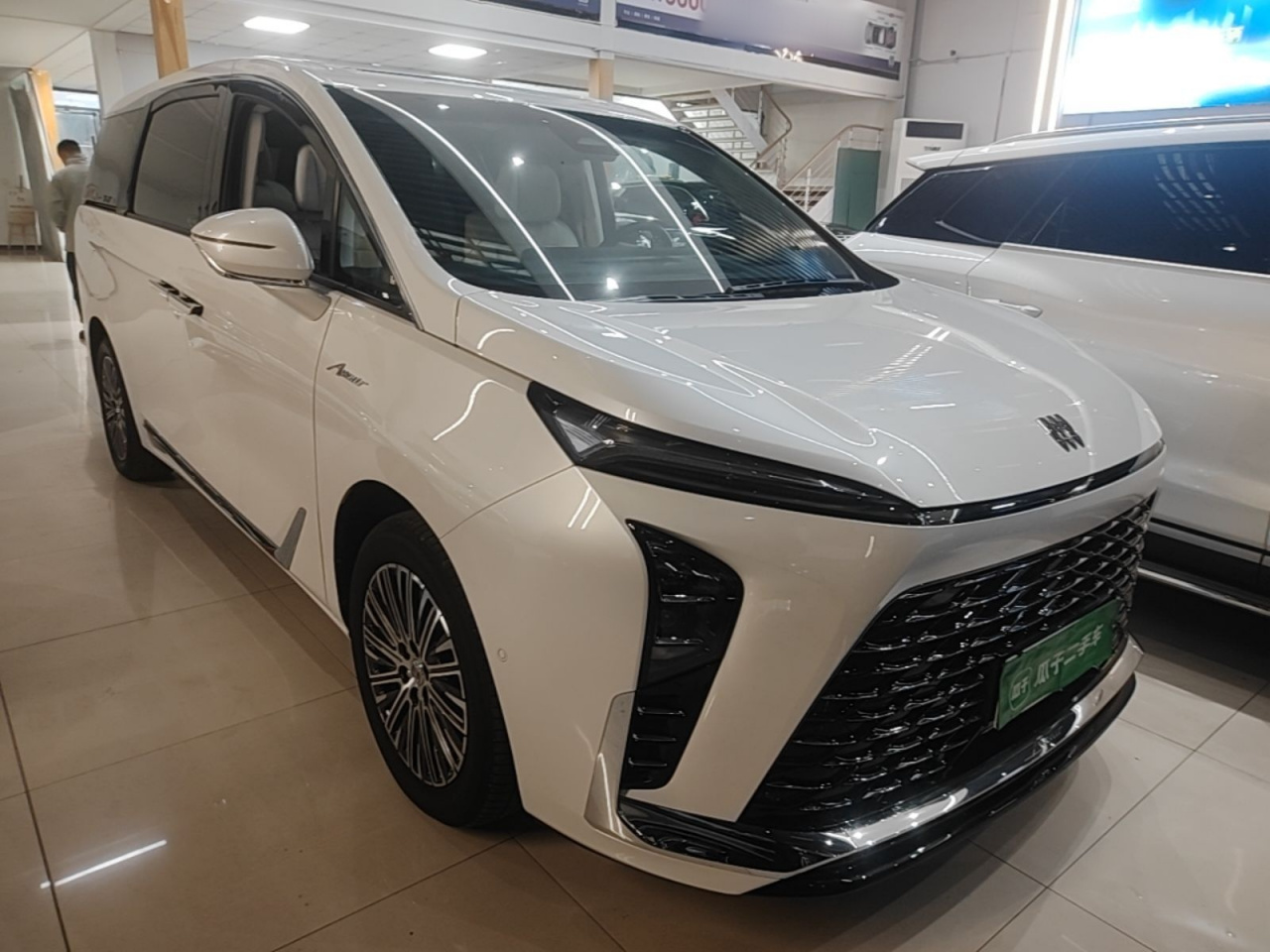 GL8 EV 2024 7-Seater photo 3