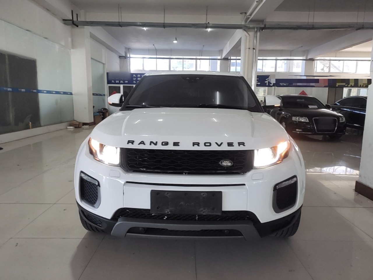 Range Rover Evoque 2016 2.0T PURE photo 2