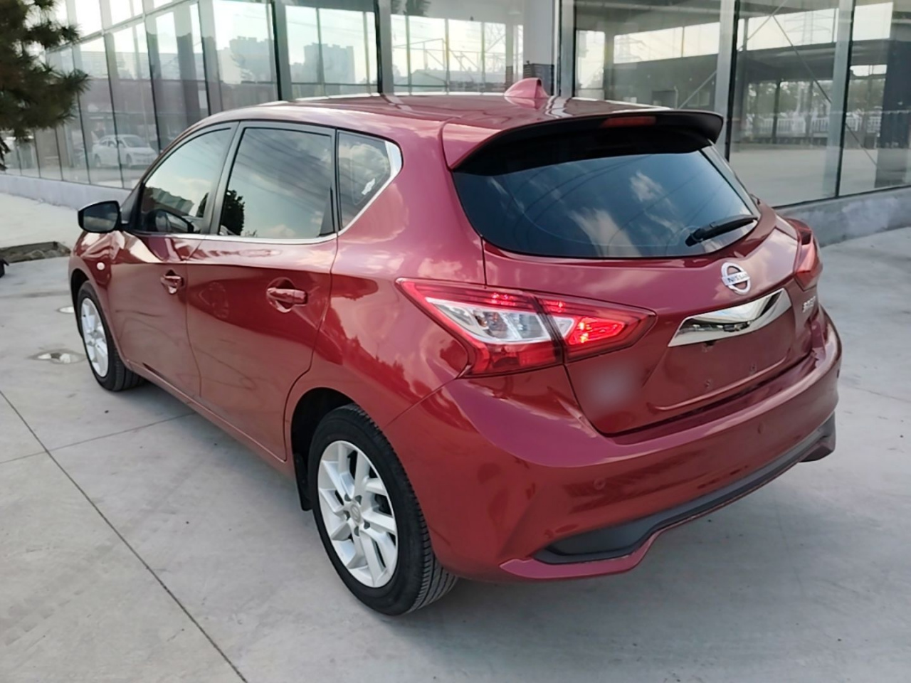 Tiida 2021 1.6L CVT photo 4