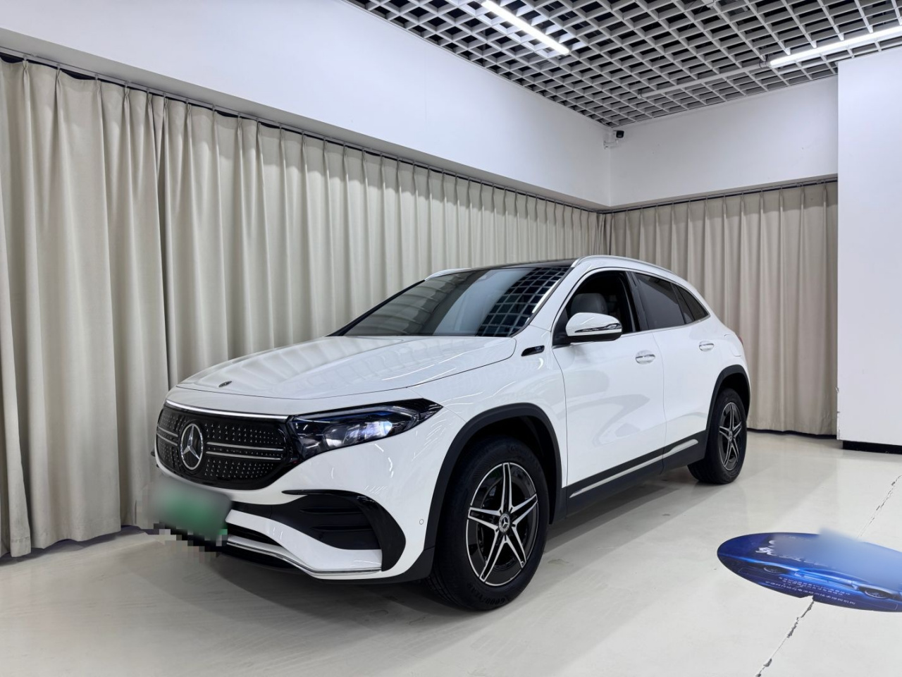 EQA 2022 EQA 300 4MATIC Special
