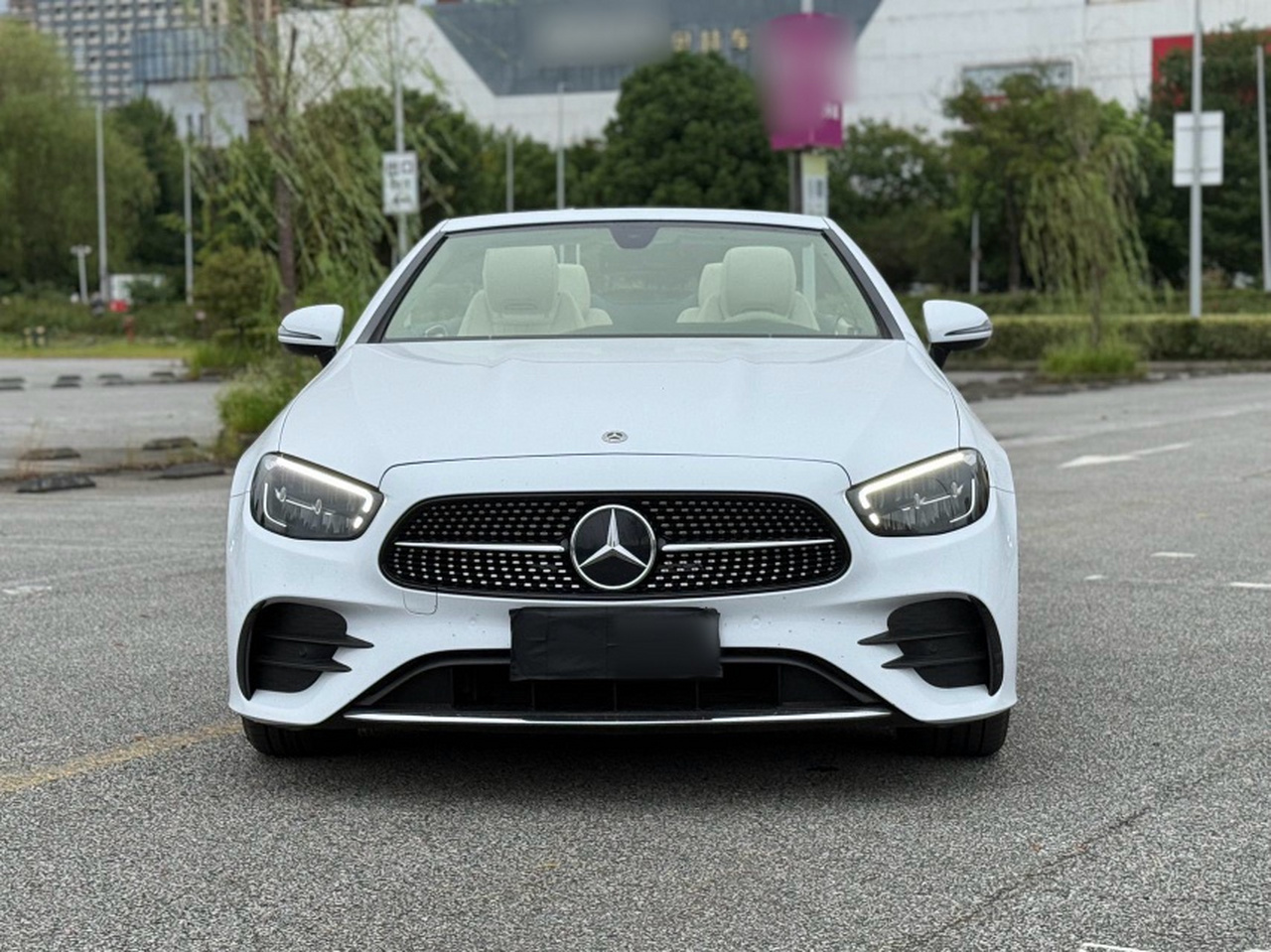 E-Class Imported 2023 Facelift E 260 4MATIC Convertible Coupe photo 2