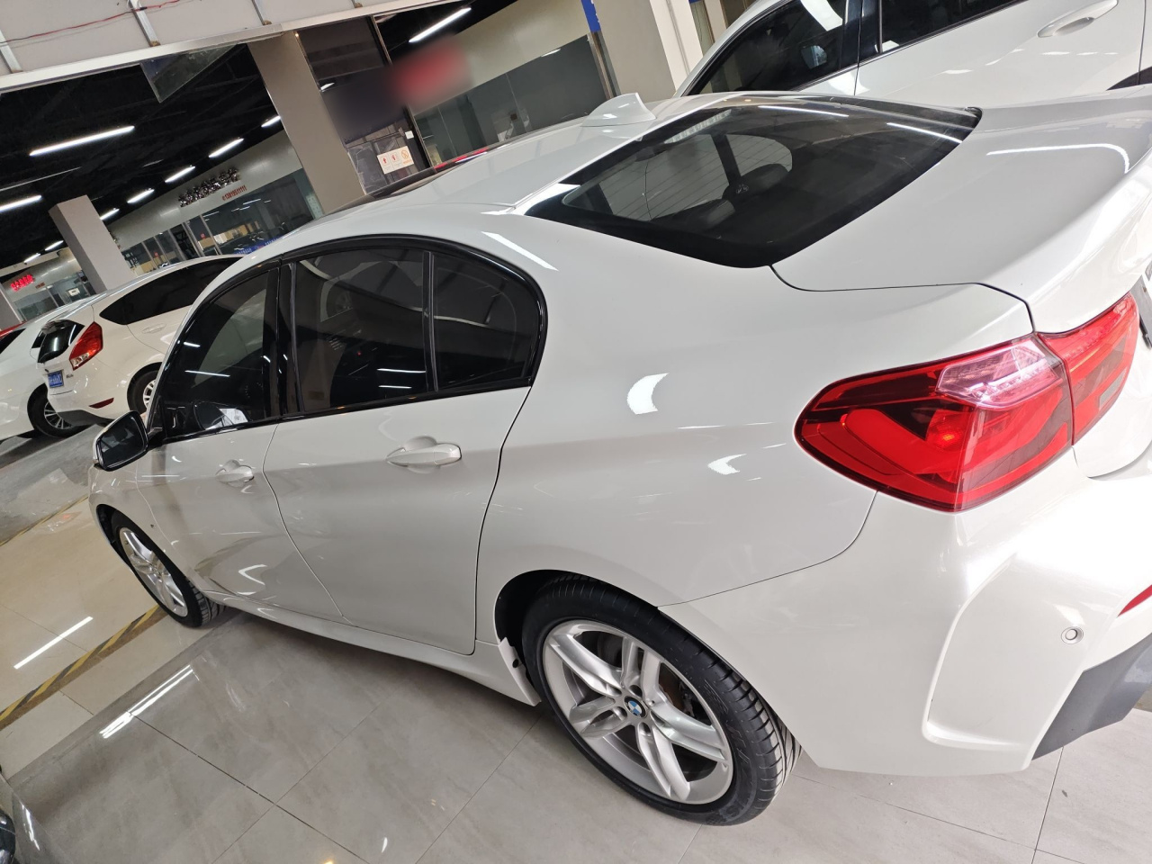 1 Series 2019 118i M Sport Package photo 2