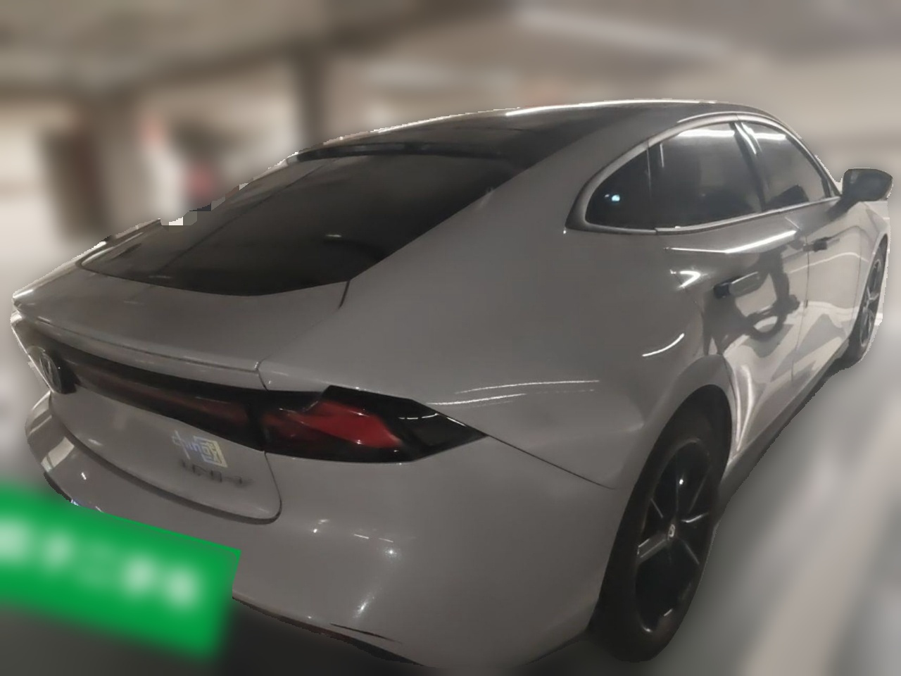 UNI-V 2022 1.5T Premium photo 4