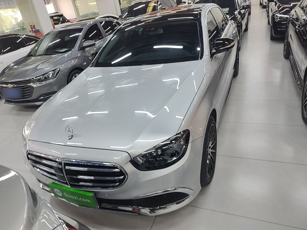 E-Class 2017 E 300 L Sport Luxury photo 2