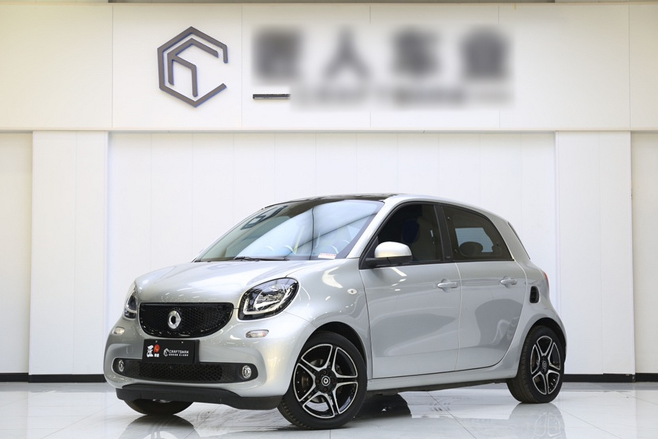 forfour 2016 0.9T 66 Ultimate