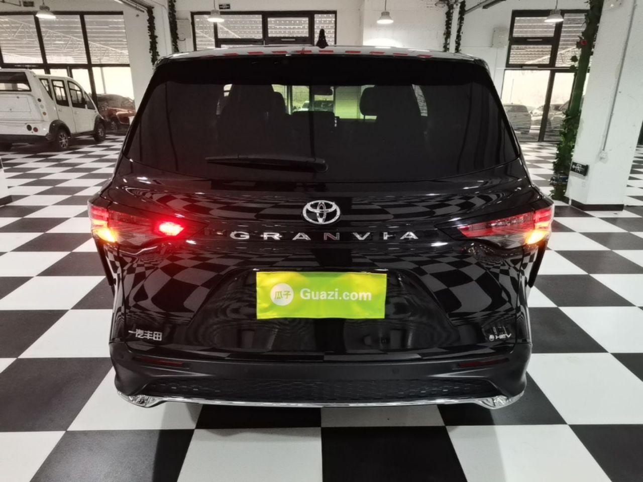 Granvia 2024 2.5L Hybrid Comfort photo 5