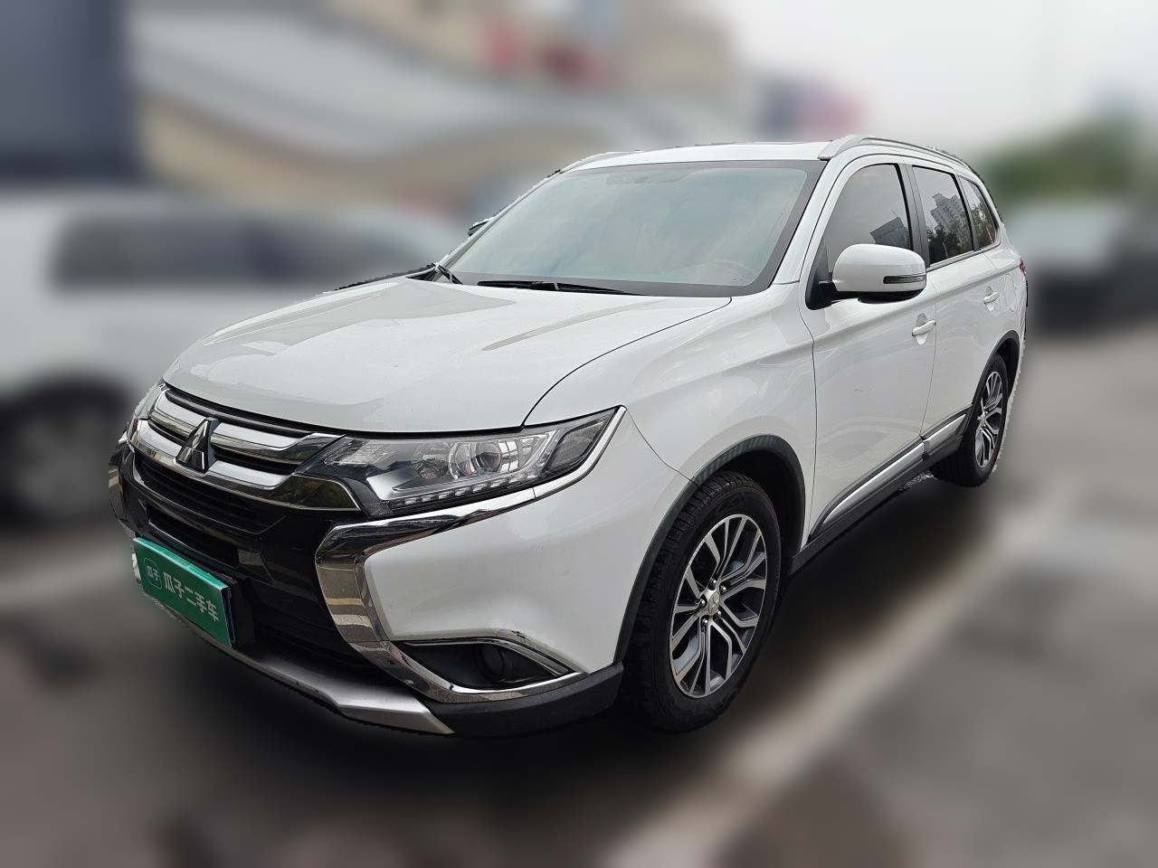 Outlander 2017 2.0L RWD Honor 5-Seater