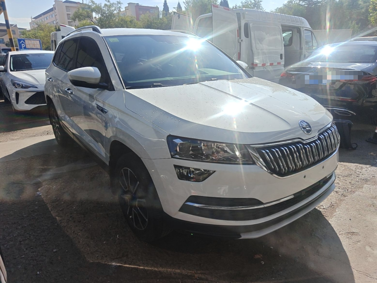 Karoq 2020 TSI280 Tech China VI photo 5