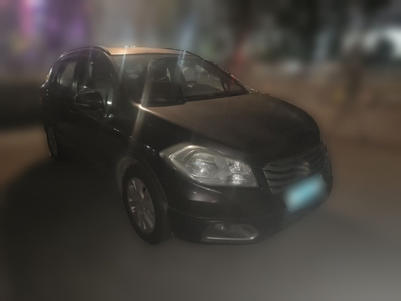 2014 1.6L MT RWD Progressive photo 3