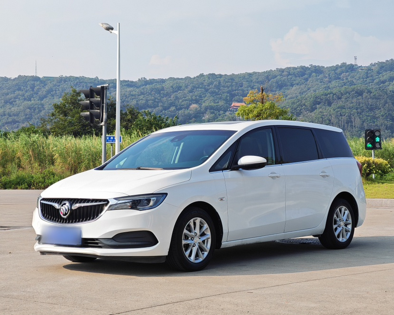 GL6 2018 18T 6-Seater Luxury