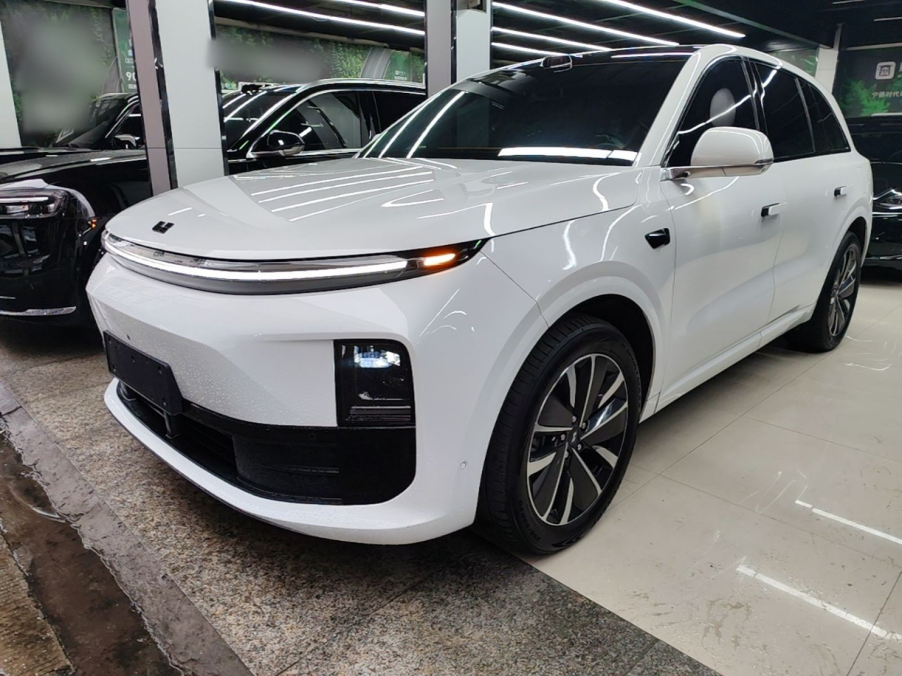 Li Auto L6 2025 Pro Smart Refresh Edition