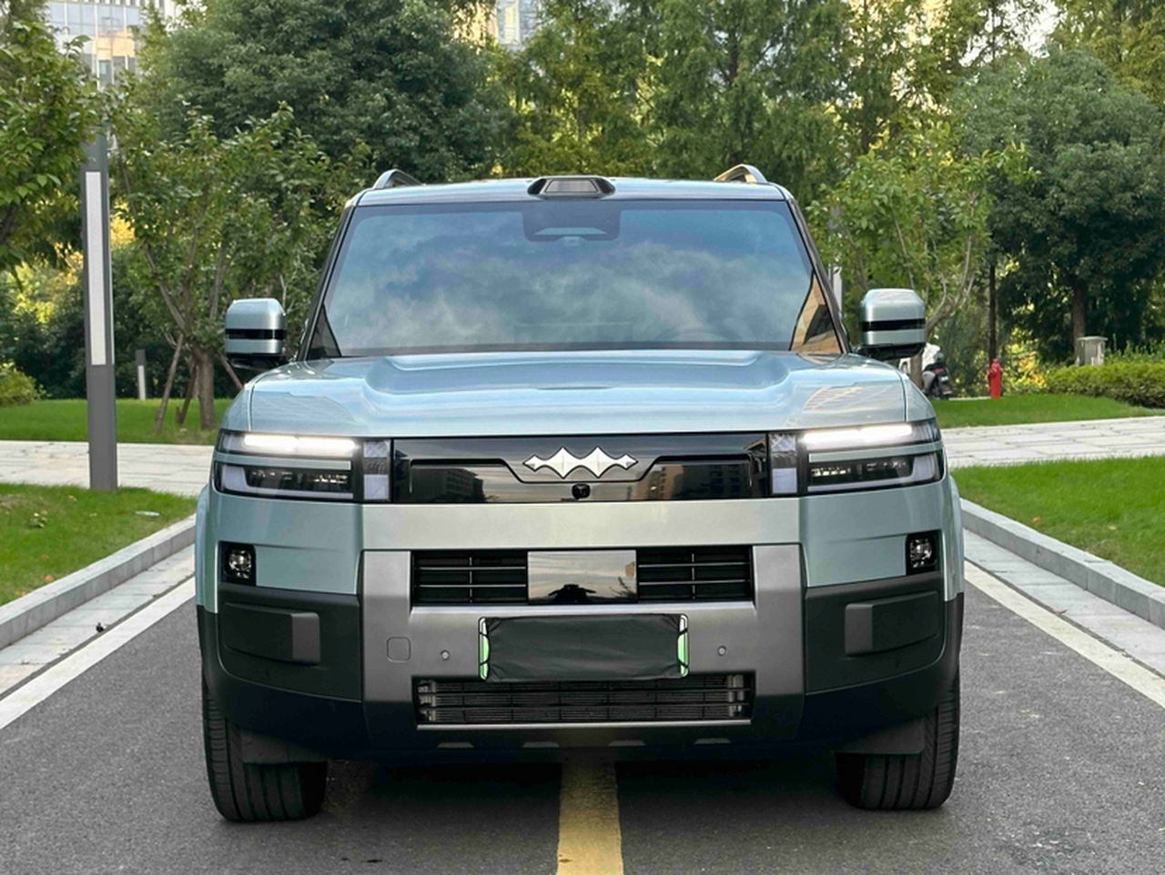 Fang Cheng Bao 7 2025 190KM AWD Ultra photo 3