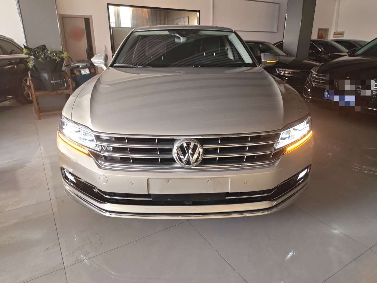 2018 Facelift 480 V6 AWD Luxury Flagship photo 2