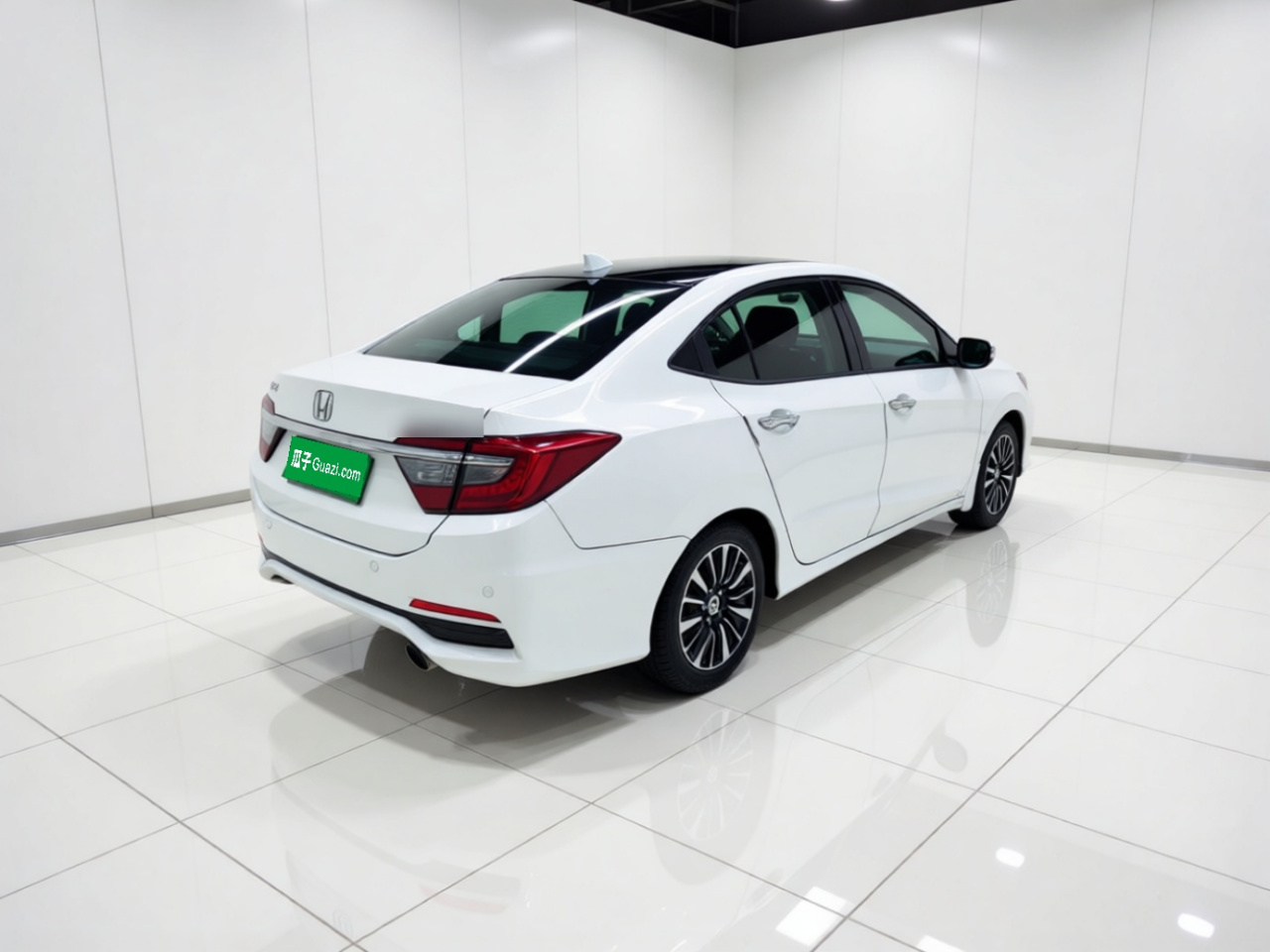 Crider 2015 1.8L AT Luxury photo 4