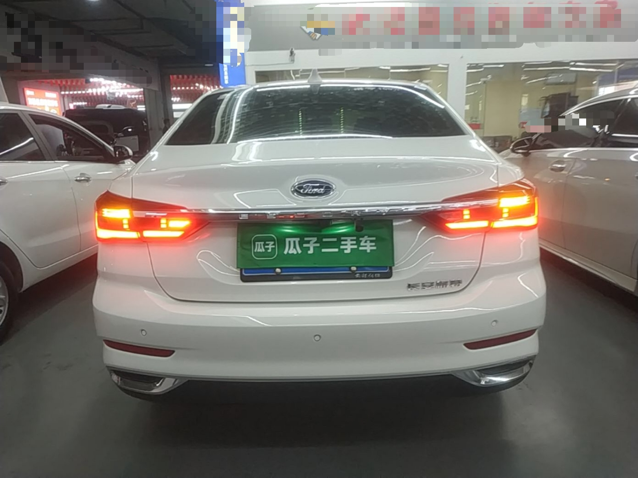 Escort 2021 1.5L AT photo 5