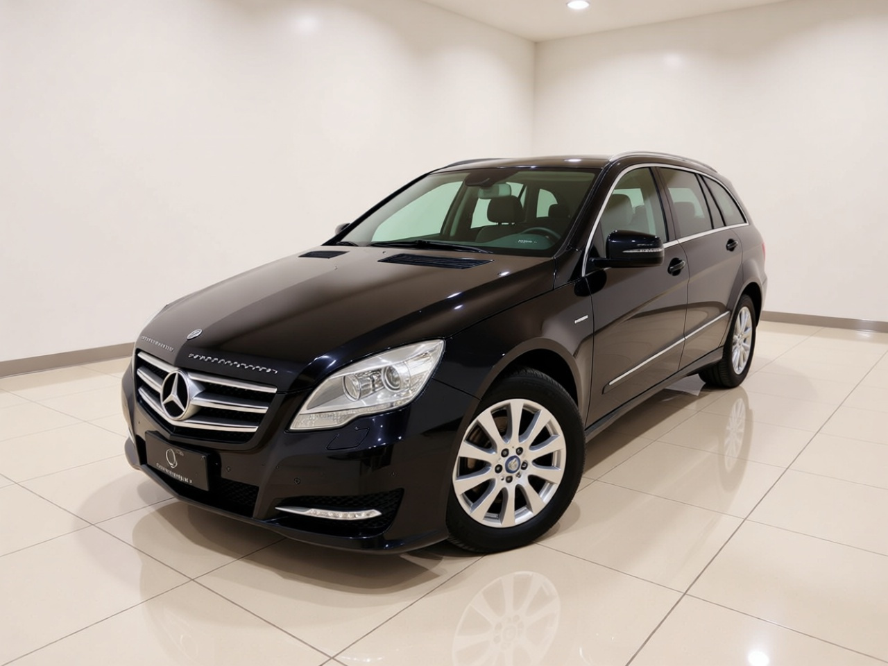 R-Class 2017 R 320 4MATIC Business Edition