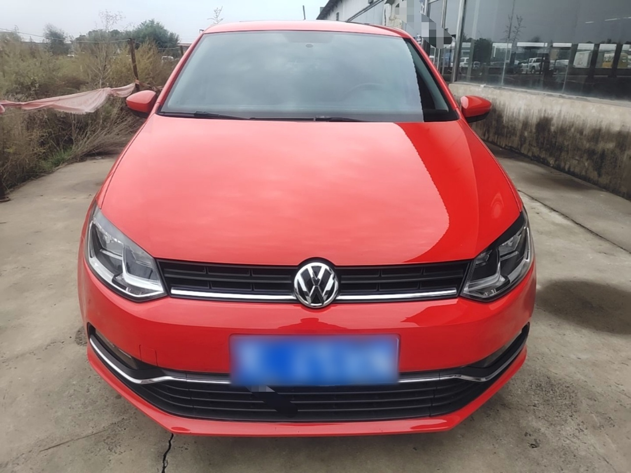 Polo 2016 1.6L AT Comfort photo 2
