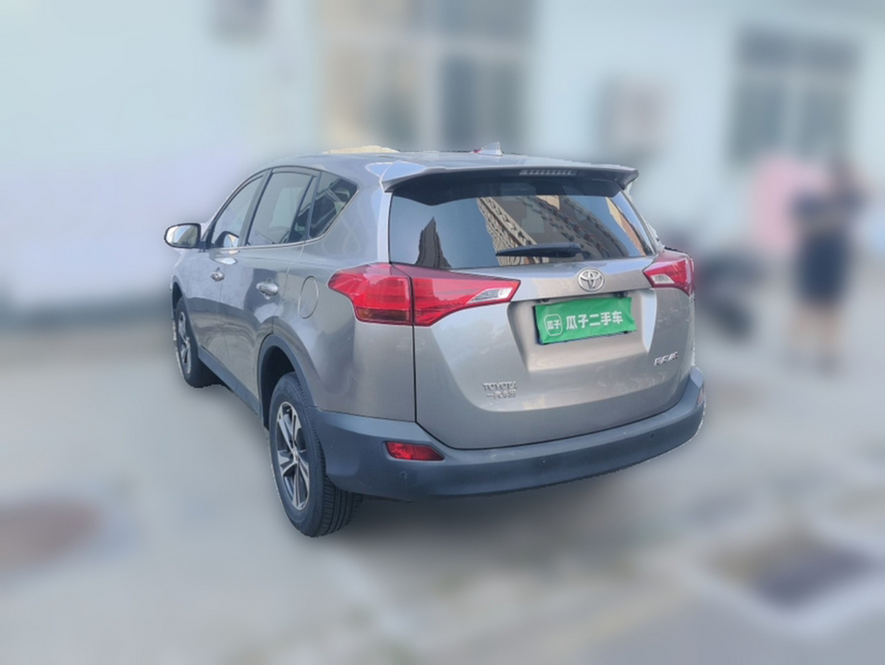 RAV4 2015 2.0L CVT RWD photo 3