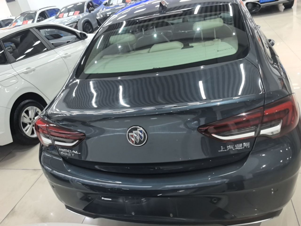 Regal 2021 552T Elite photo 3