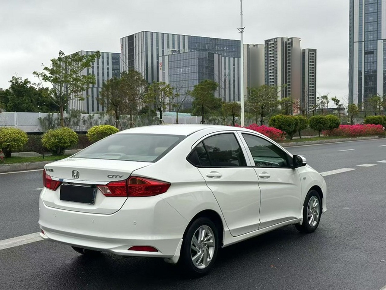 2015 1.5L CVT Comfort photo 3