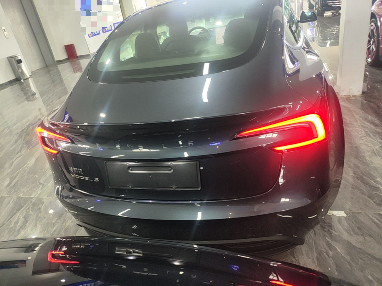 Model 3 2023 RWD photo 3