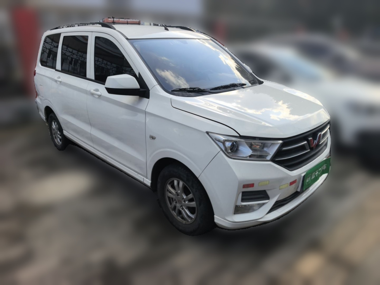 Wuling Hongguang 2021 1.5L S Standard LAR photo 3