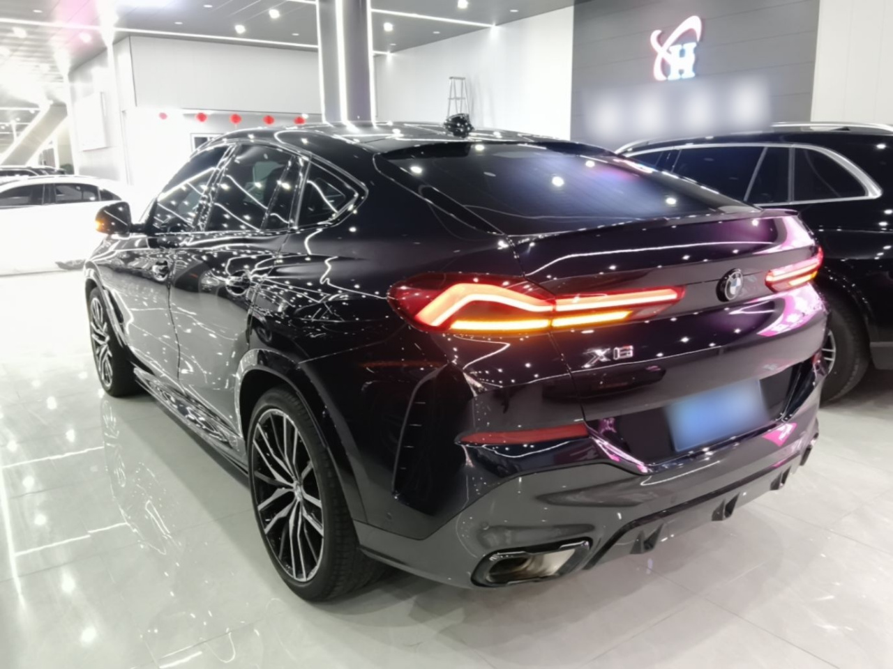 X6 2022 Facelift xDrive40i Exclusive M Sport Package photo 4