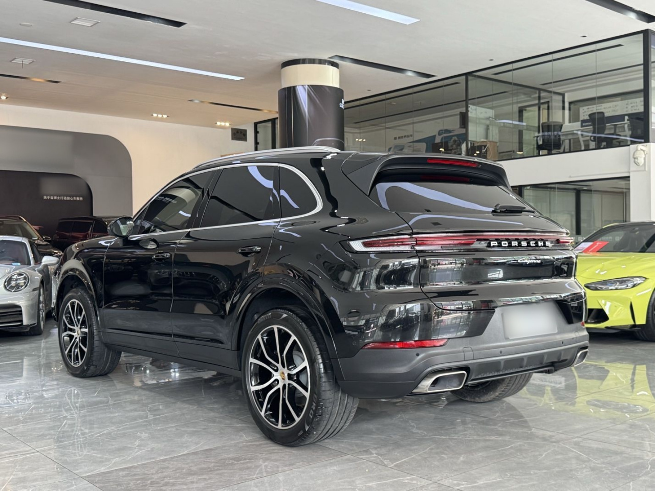 2024 Cayenne 3.0T photo 4