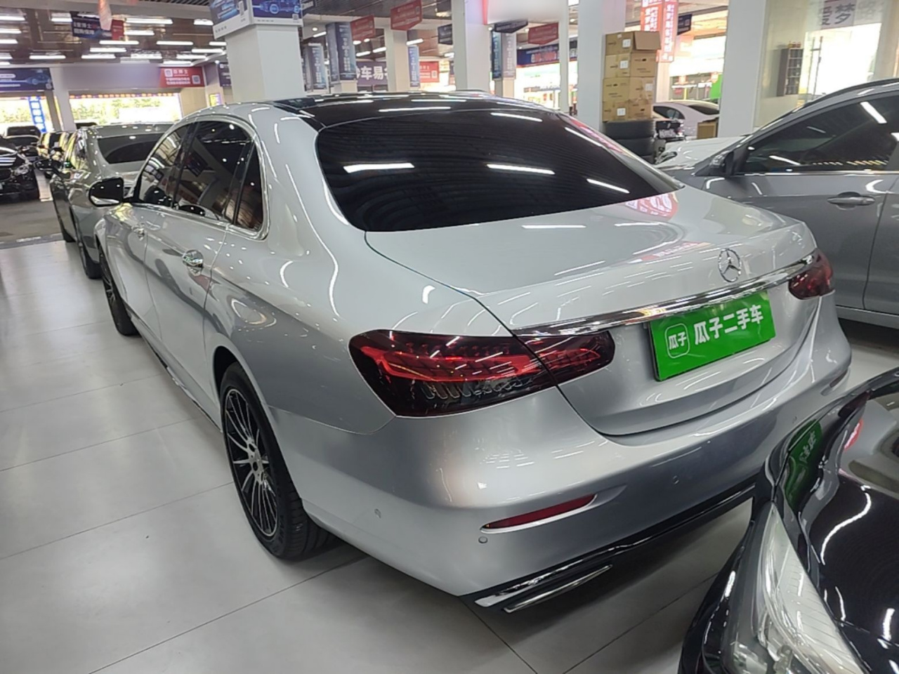 E-Class 2017 E 300 L Sport Luxury photo 4