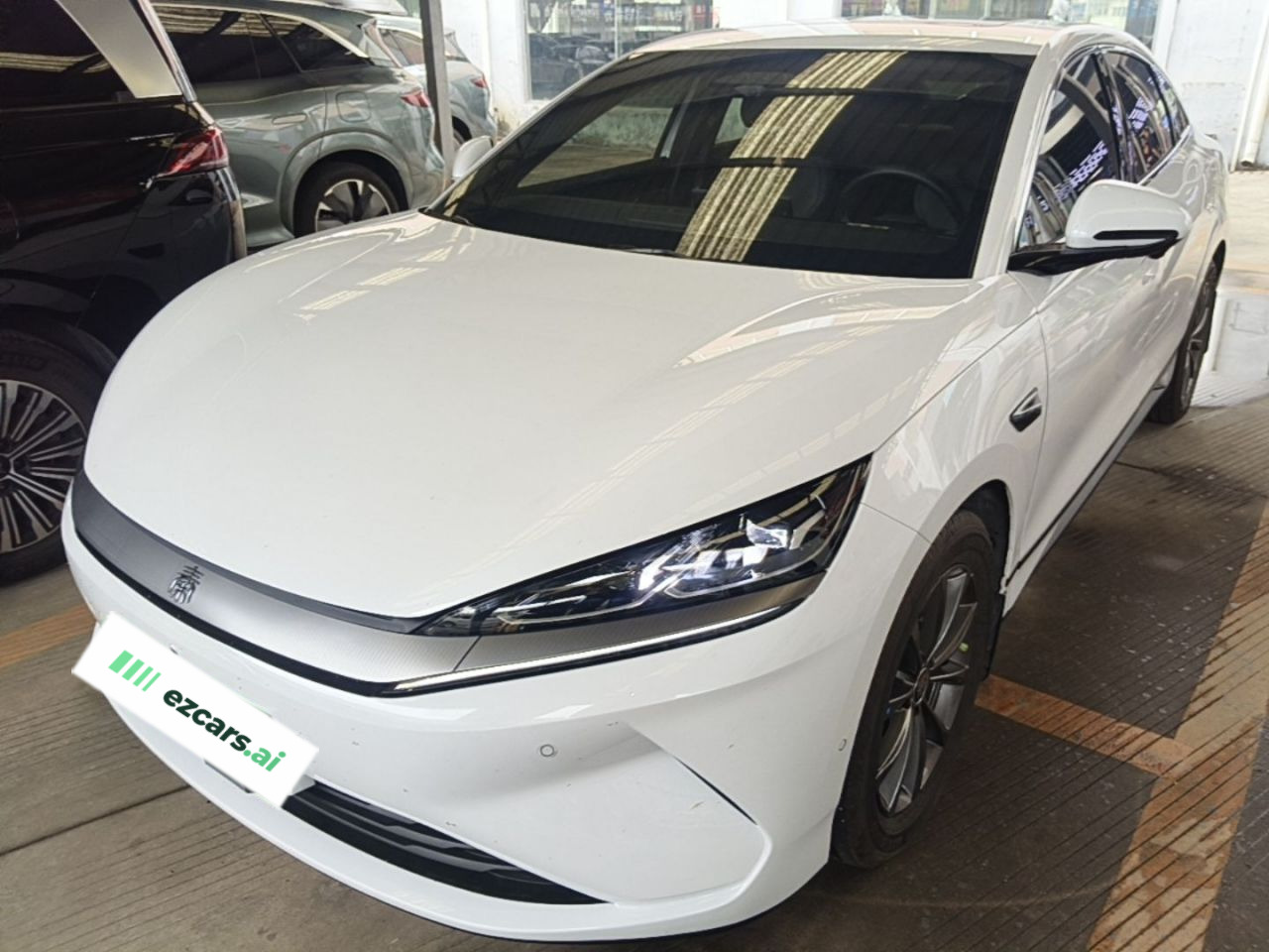 Qin L 2025 EV 470KM Leading