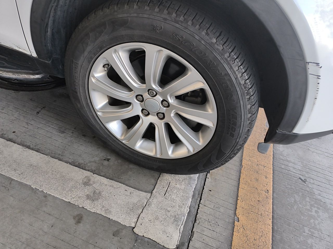 Discovery Sport 2016 2.0T SE photo 5