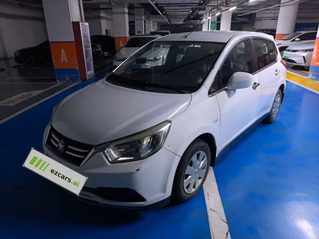 R50 2015 1.6L MT Fashion