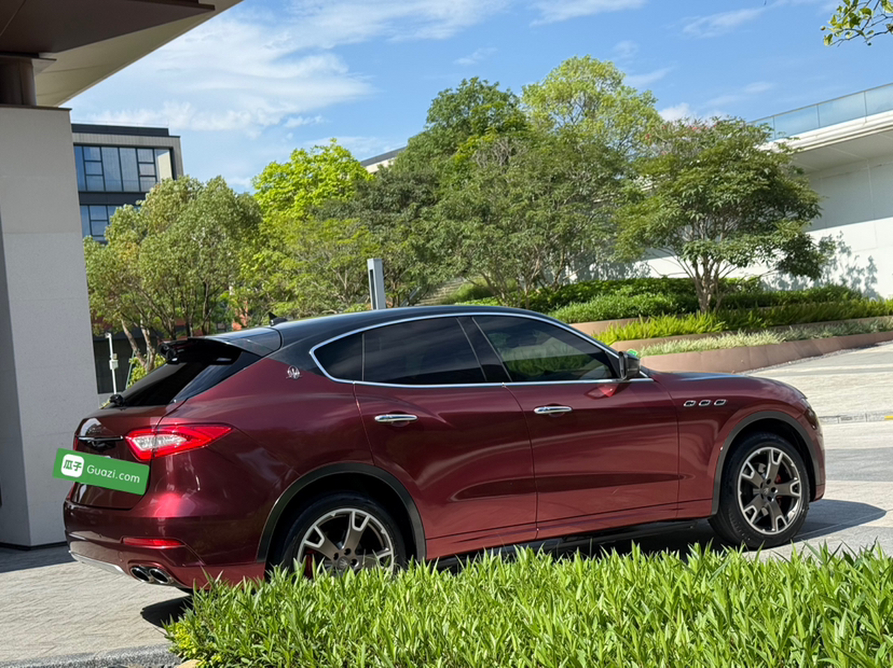 Levante 2016 3.0T Standard photo 2