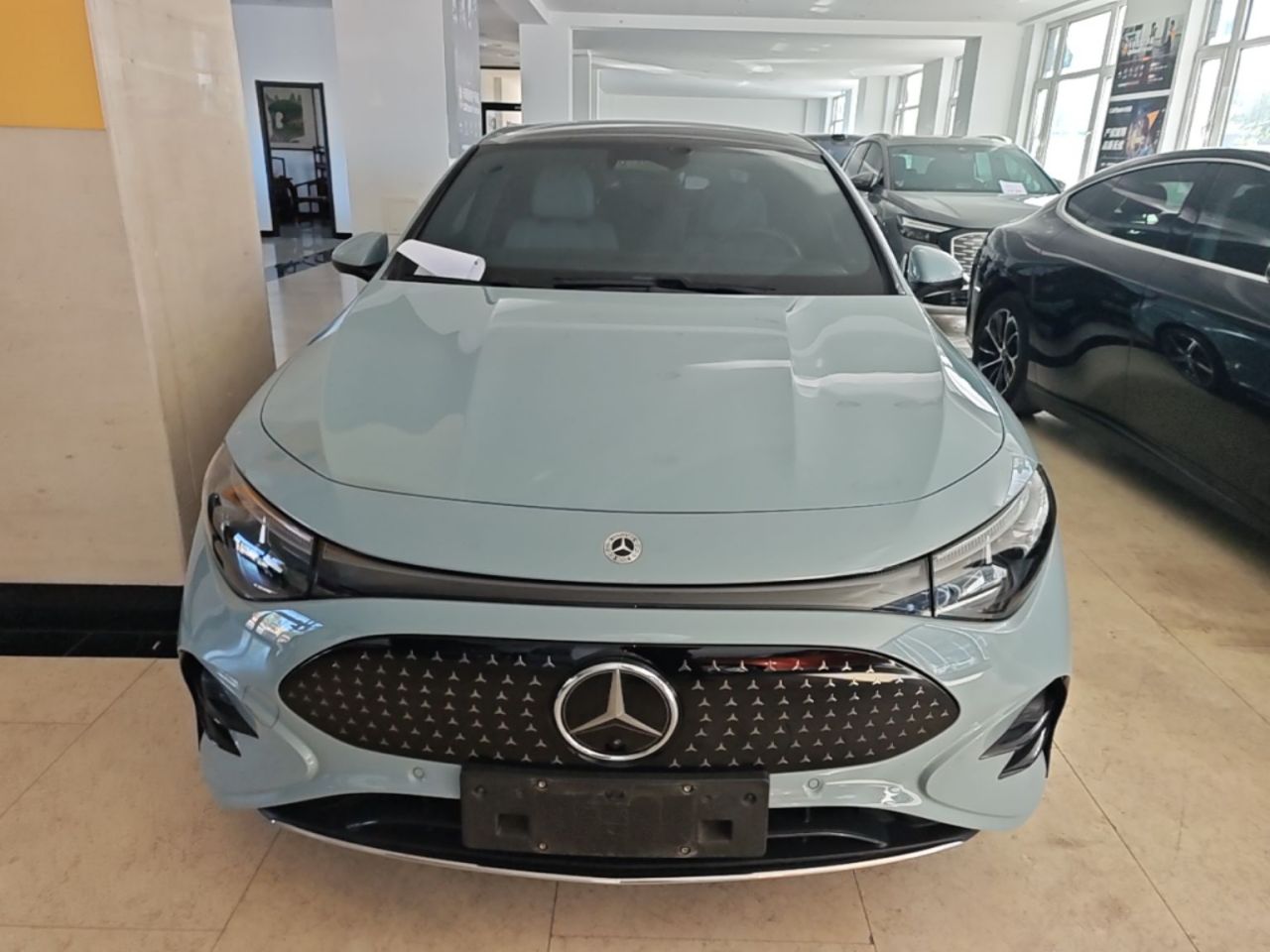 CLA EV 2025 300L Extended Range photo 2