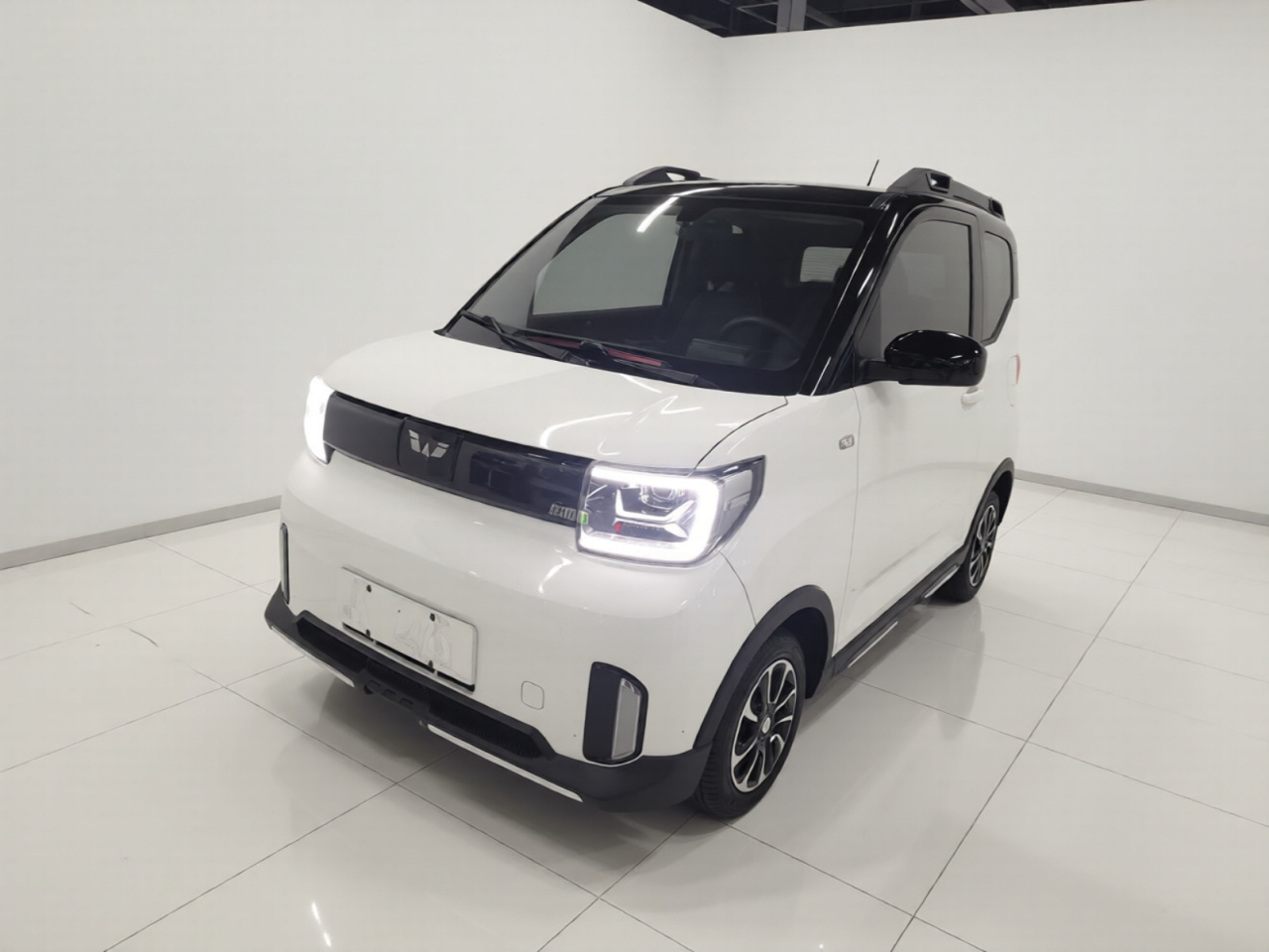 Hongguang MINIEV 2022 GAMEBOY 200km LFP