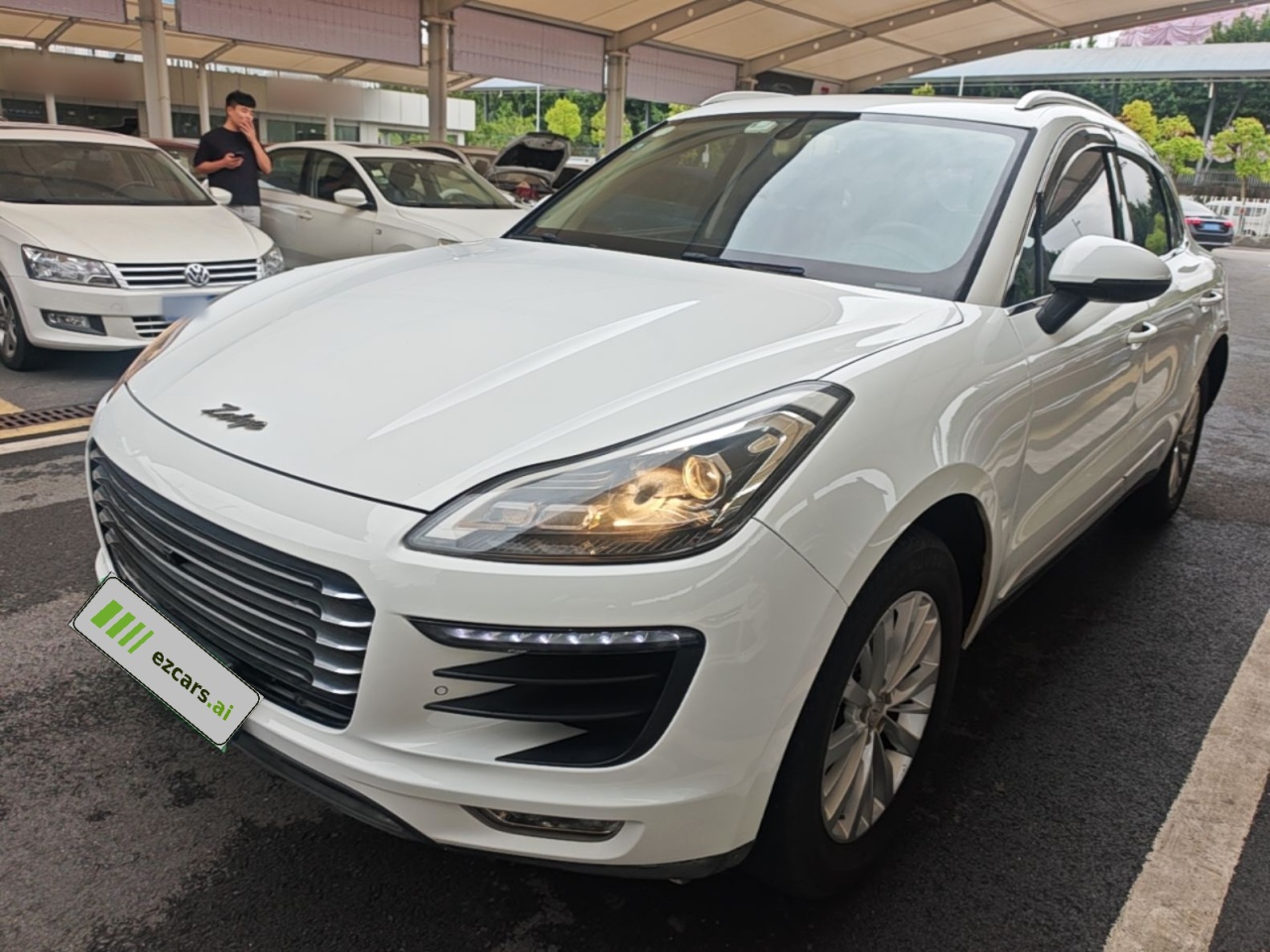 SR9 2017 2.0T AT Ultimate Zhiguang