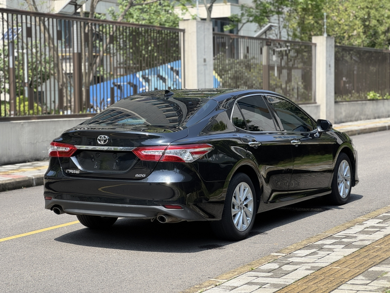Camry 2021 2.0G Luxury photo 3