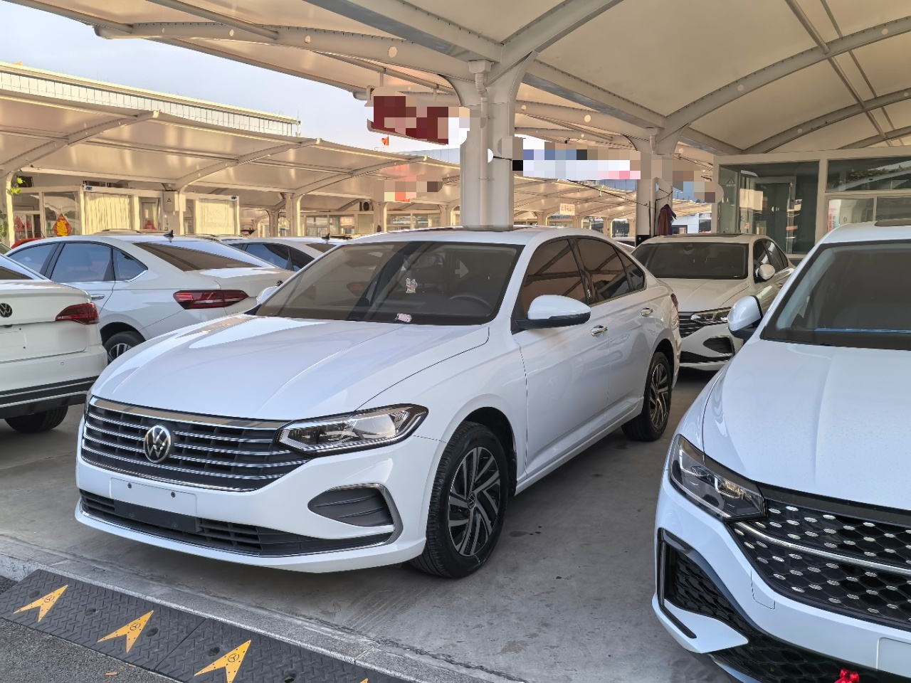 Lavida 2023 Facelift 1.5L AT