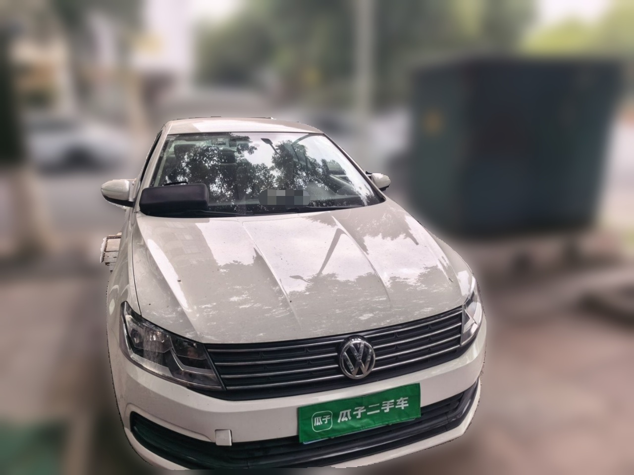 Lavida 2017 1.6L AT photo 2