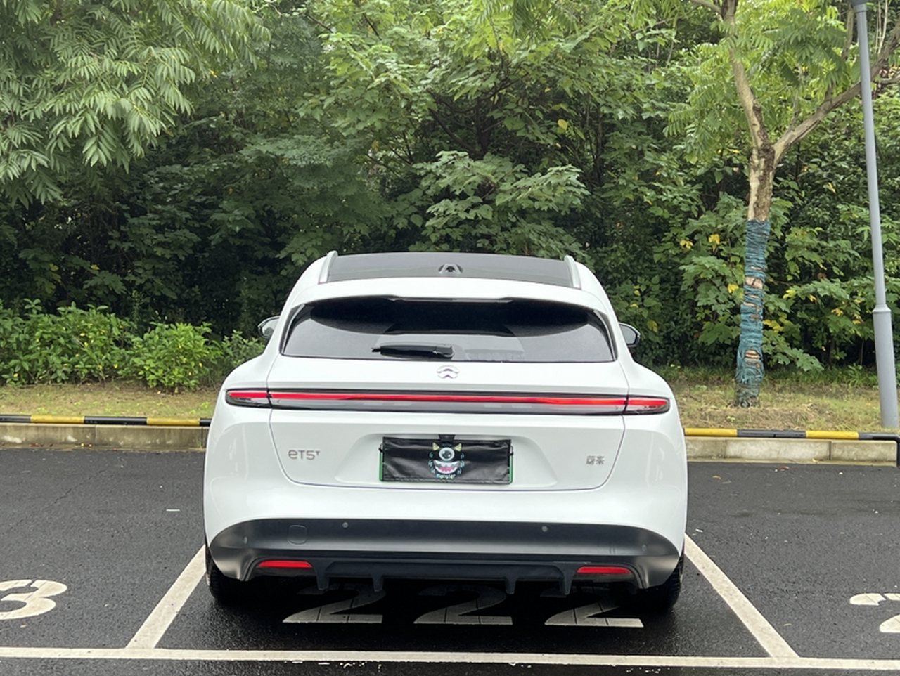 ET5T 2024 75kWh Touring photo 2