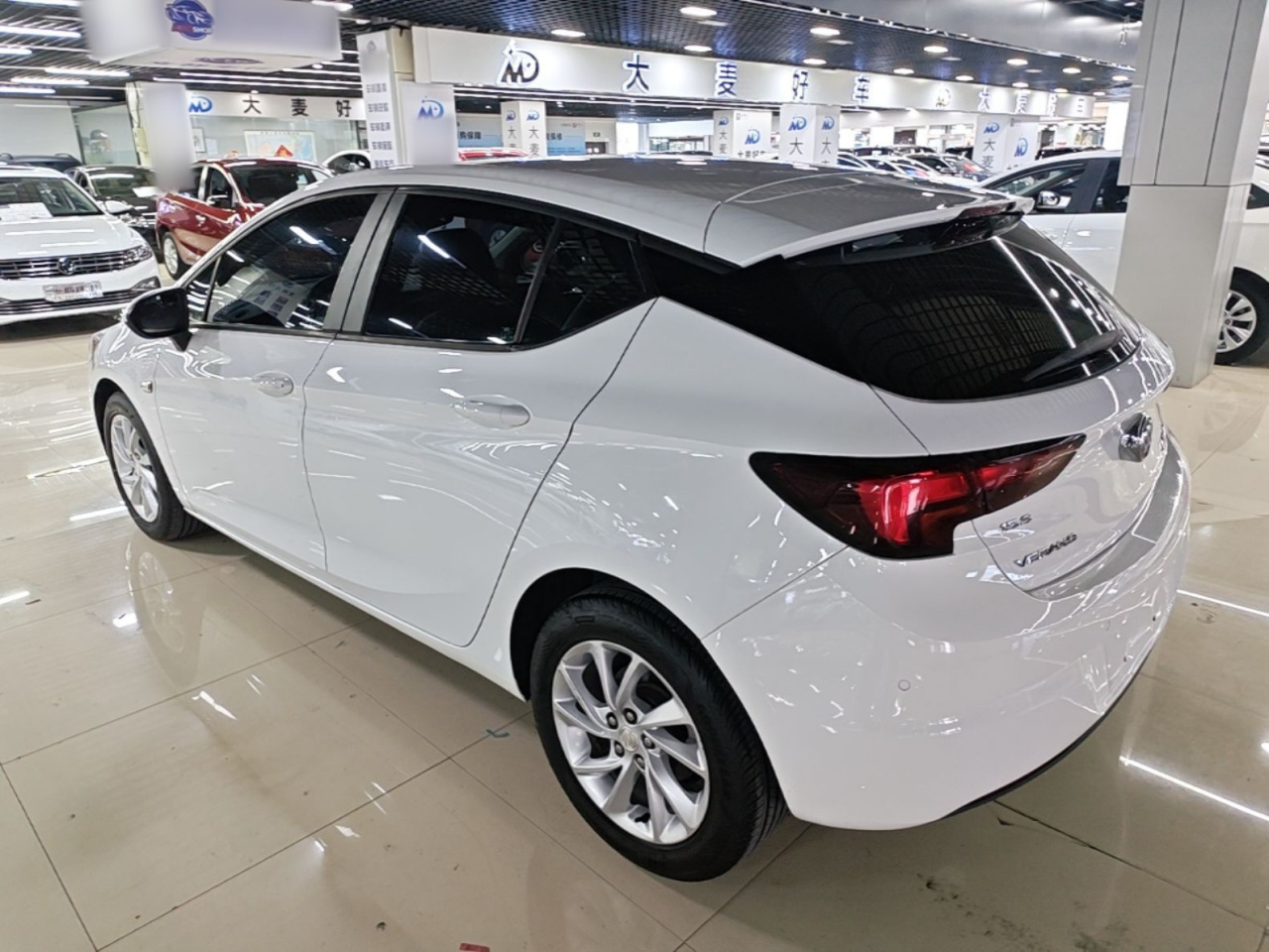Verano 2016 Hatchback 15S AT Progressive photo 4