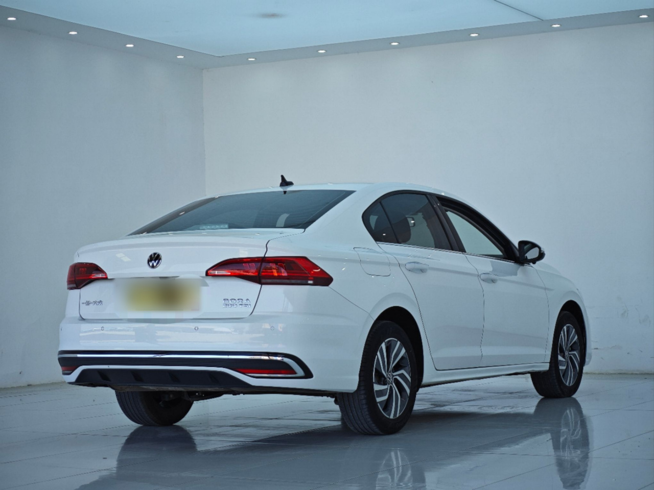 Bora 2023 200TSI DSG photo 4