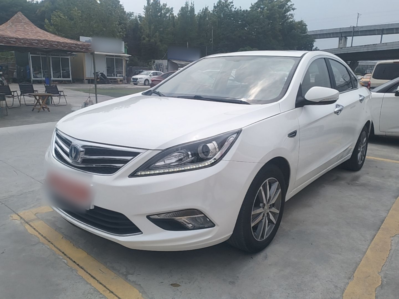 Eado 2016 1.6L AT