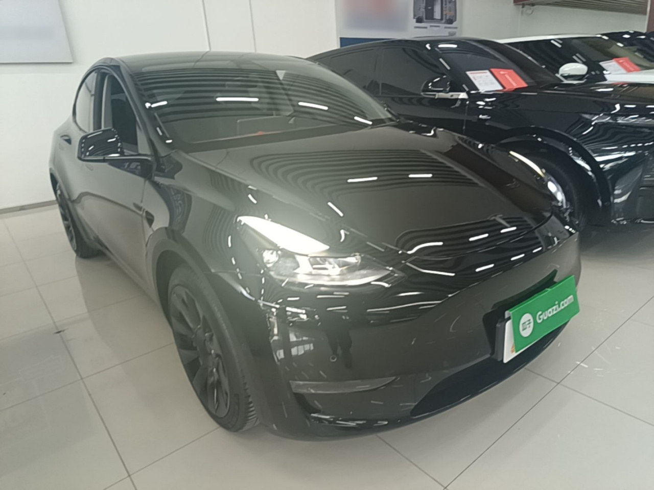 Model Y 2021 Standard Range RWD photo 3